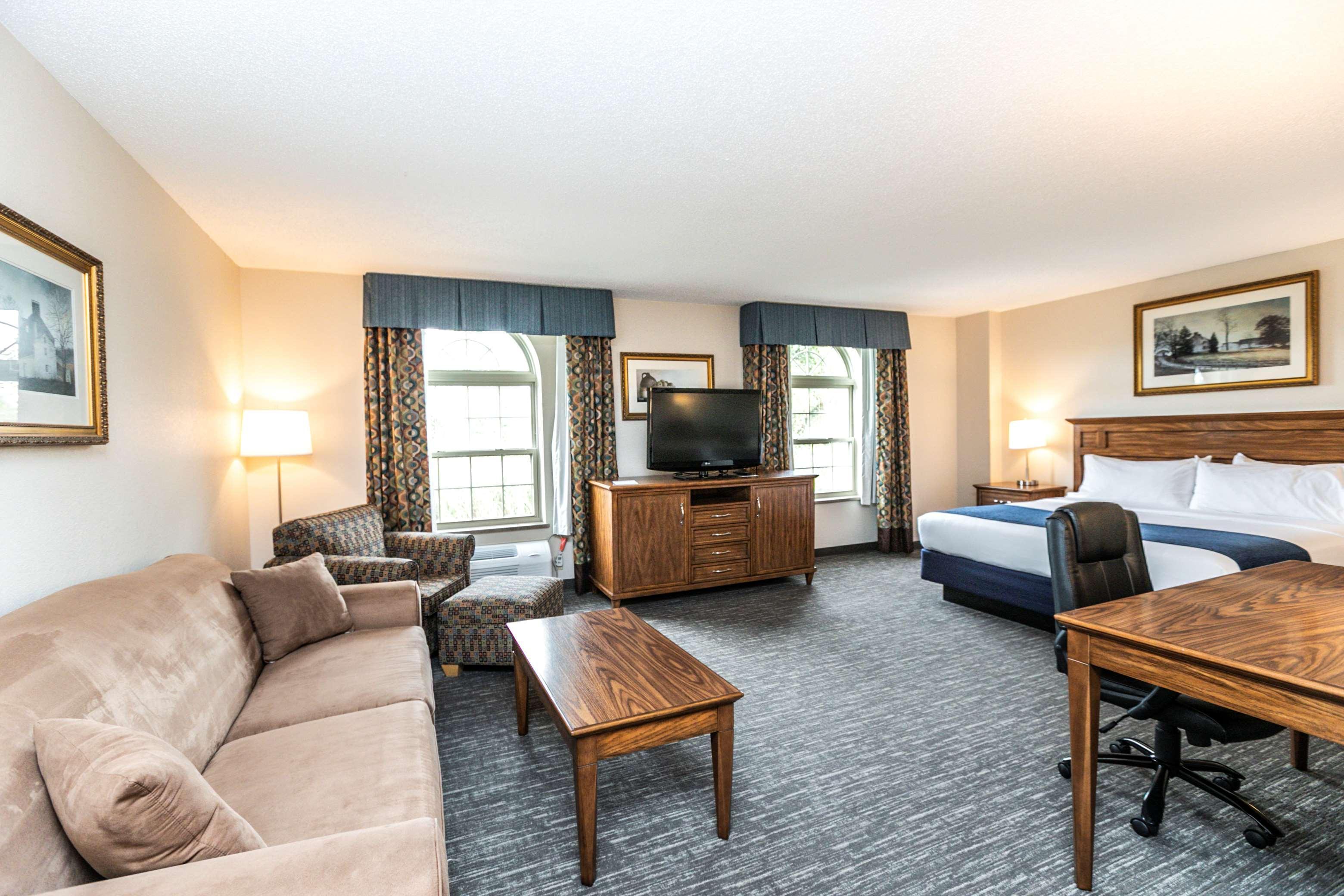 Surestay Plus Hotel By Best Western Elizabethtown Hershey Экстерьер фото