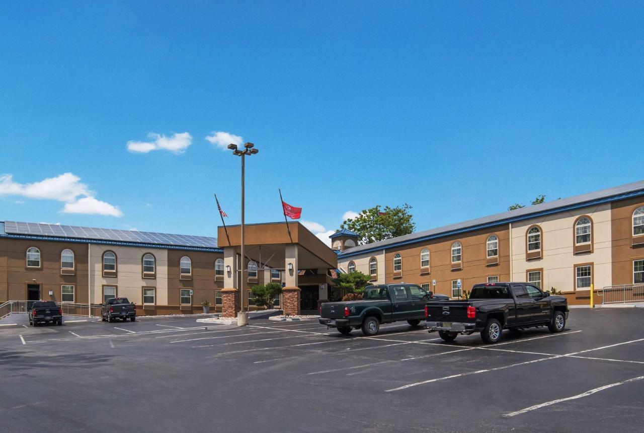 Surestay Plus Hotel By Best Western Elizabethtown Hershey Экстерьер фото
