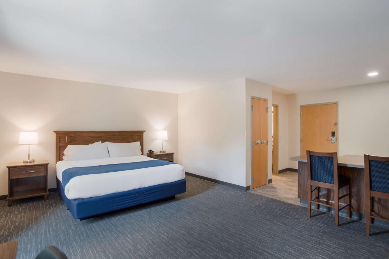 Surestay Plus Hotel By Best Western Elizabethtown Hershey Экстерьер фото