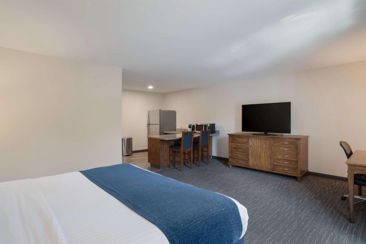 Surestay Plus Hotel By Best Western Elizabethtown Hershey Экстерьер фото